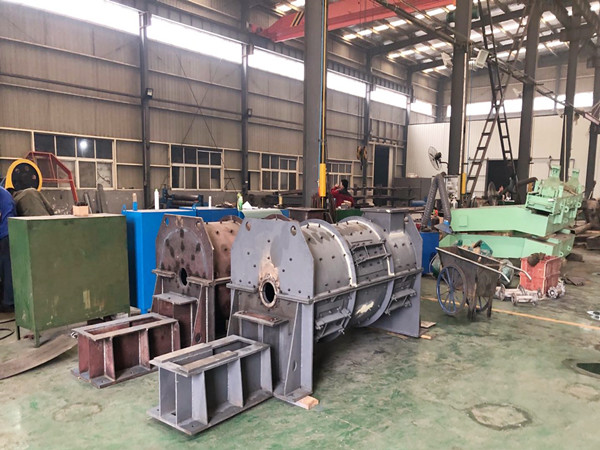 臥式混合機(jī)操作規(guī)程及注意事項(xiàng) 臥式混合機(jī)操作規(guī)程及注意事項(xiàng)