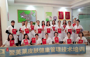 2018年10月14日學員畢業(yè)合影